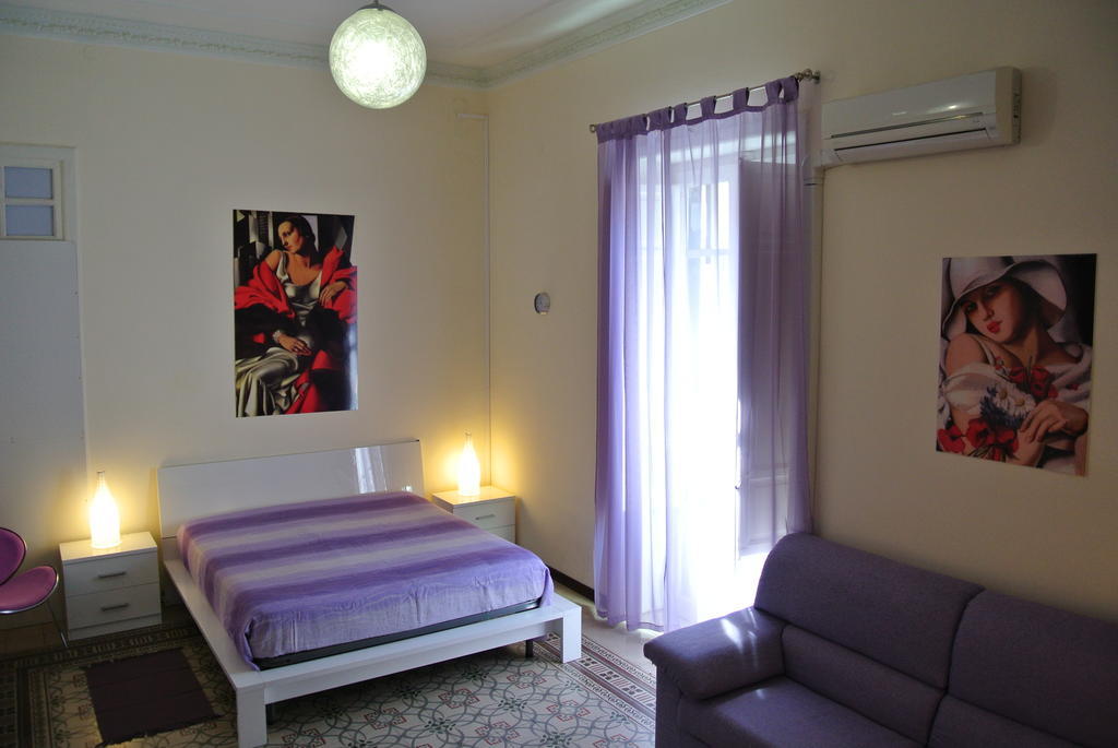 B&B Notti Magiche Palermo Phòng bức ảnh